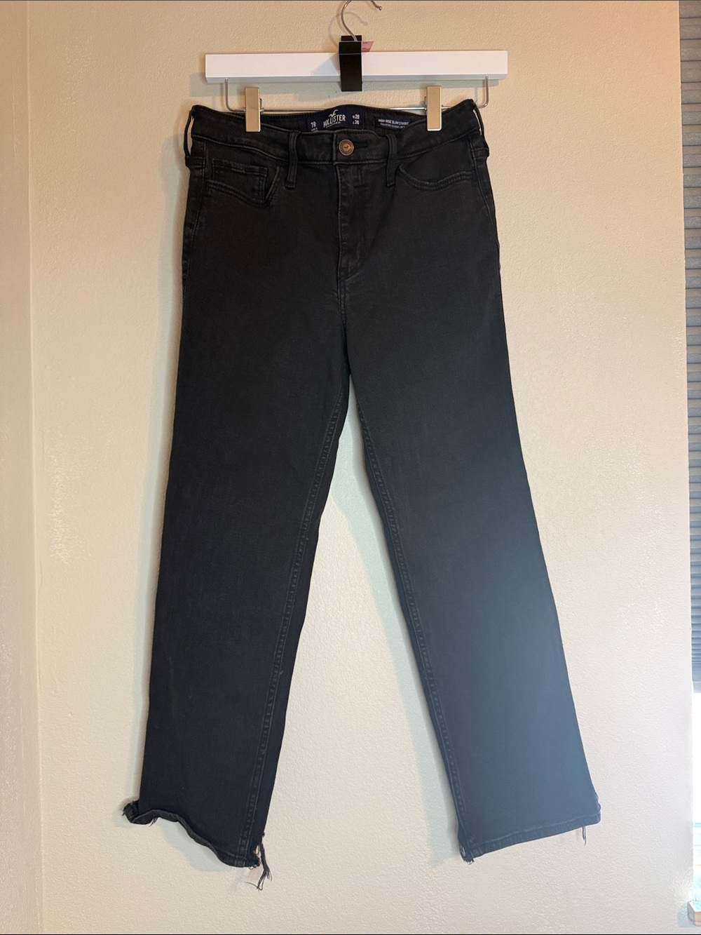 21. Hollister High-Rise Slim Straight Jeans - Charcoal Black Wash